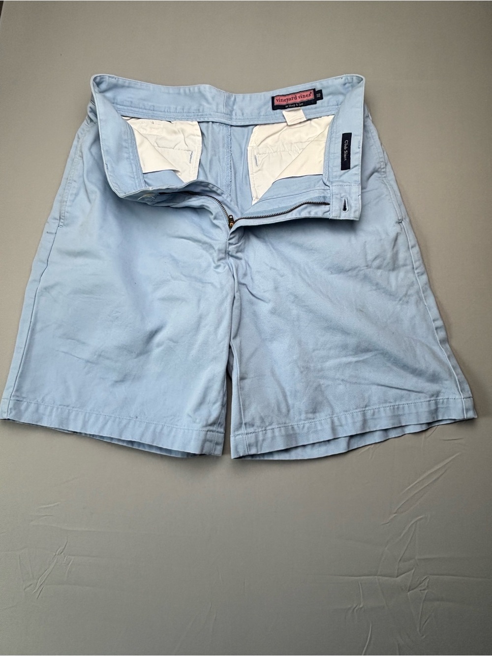VIneyard Vines Men's 32 Light Blue Casual Chino Shorts - Picture 3 of 8